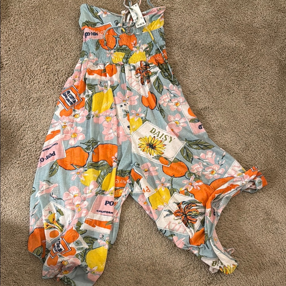 Urban Outfitters NWT Daisy Floral Print Jumpsuit